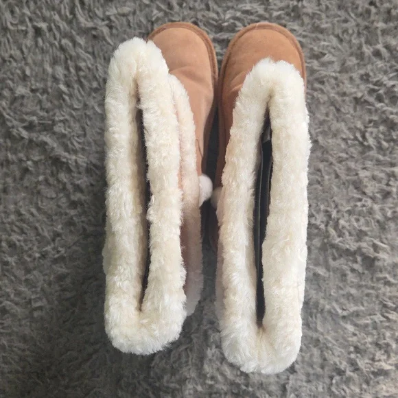 NIB Michael Kors Sz 8 Tan Suede Boots - Picture 3 of 14